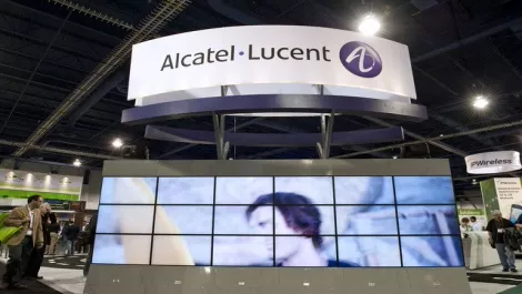 Alcatel lucent huawei