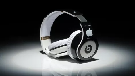 Beats apple