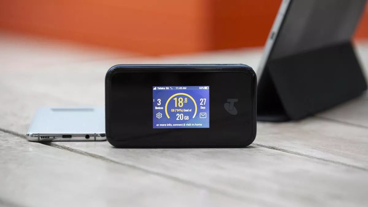 Telstra launches 5G mobile broadband device